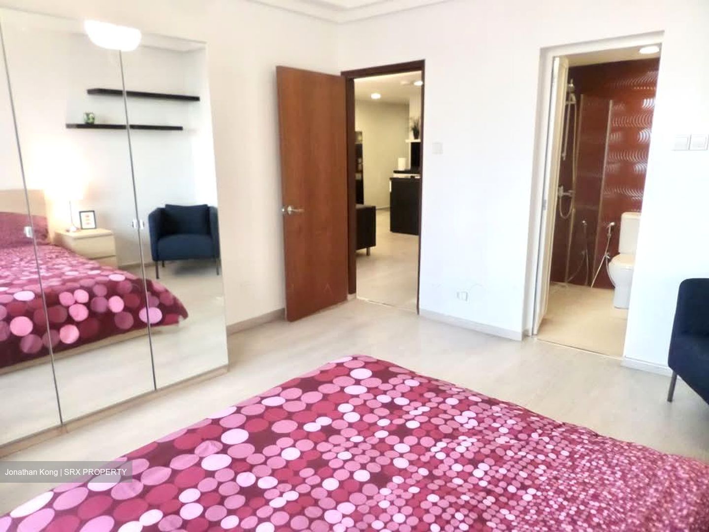 International Plaza (D2), Apartment #580229471